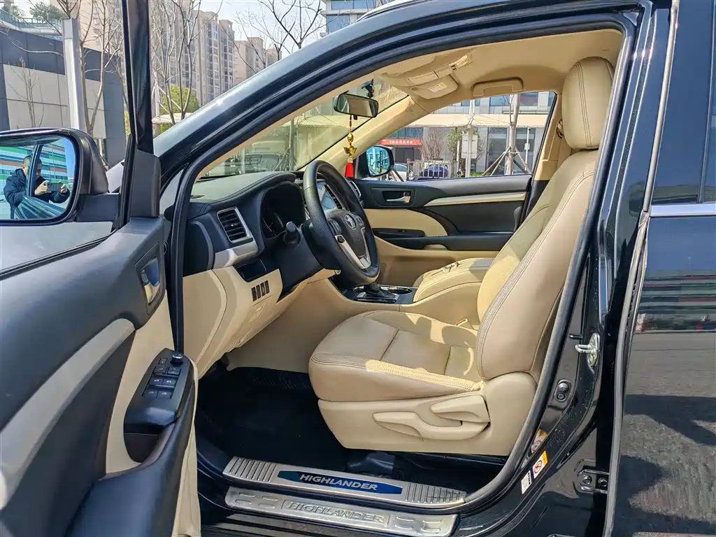 Toyota Highlander 2018 2.0T 2WD Elite 7-Seater China VI фото 14