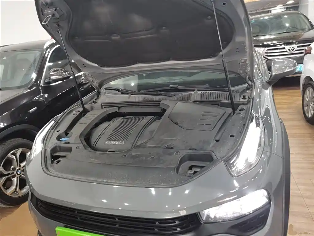 Lynk & Co 02 2018 1.5T DCT 2WD Power Edition China V фото 20