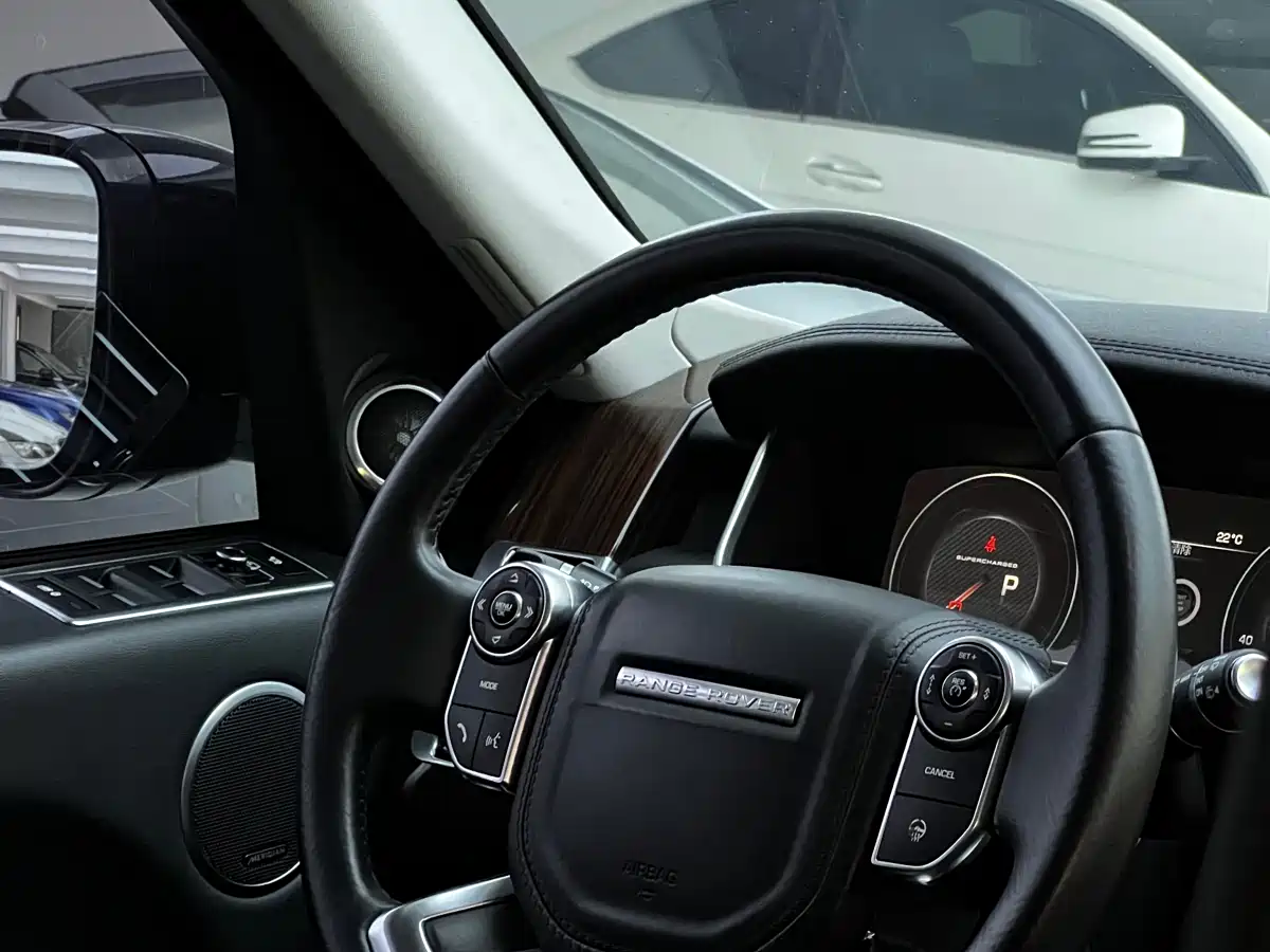 Land Rover Range Rover 2014 3.0 SC V6 Vogue фото 29