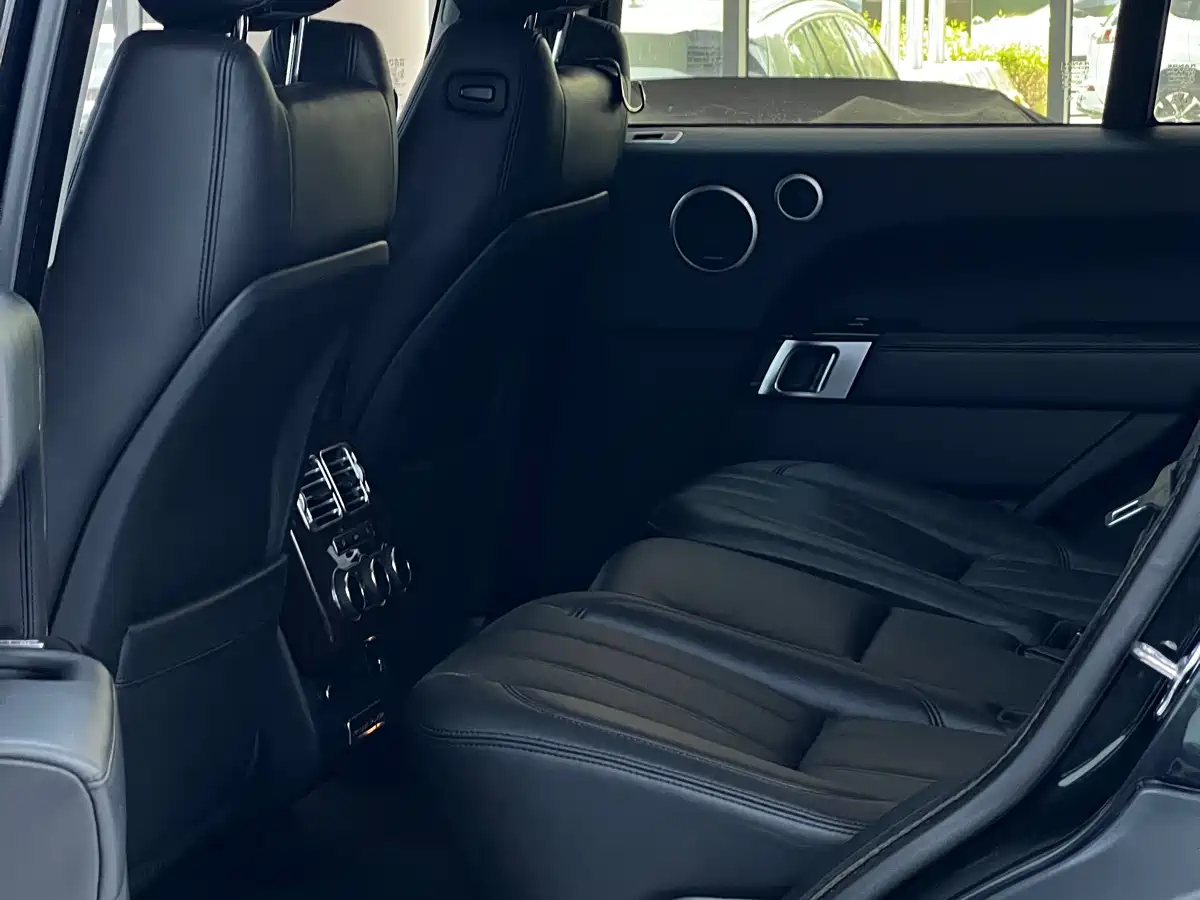 Land Rover Range Rover 2014 3.0 SC V6 Vogue фото 17