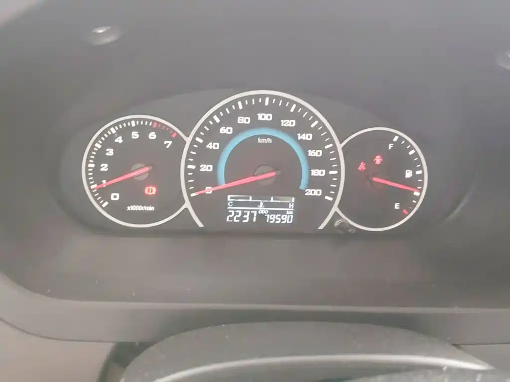 Wuling Motors Wuling Rongguang V 2017 2016 1.5L Standard
