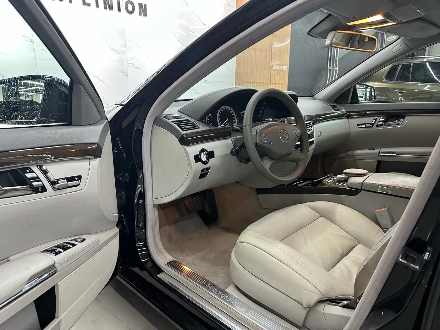 Mercedes-Benz S-Class 2010 S 300 L Premium фото 8