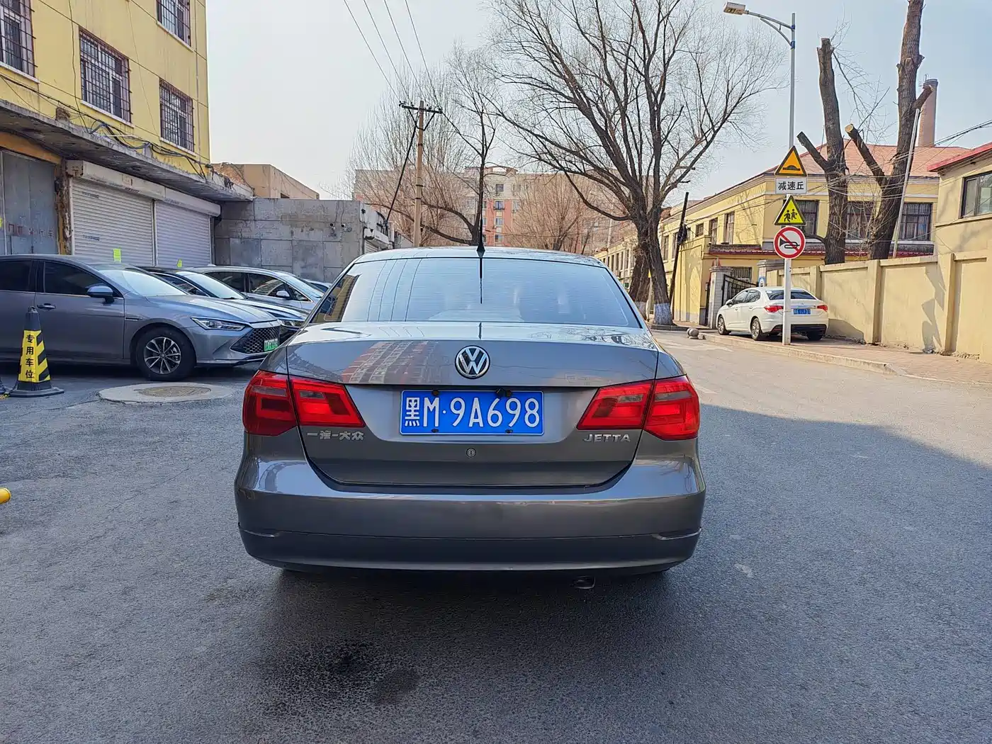 Volkswagen Jetta 2013 1.4L Manual Comfort фото 5