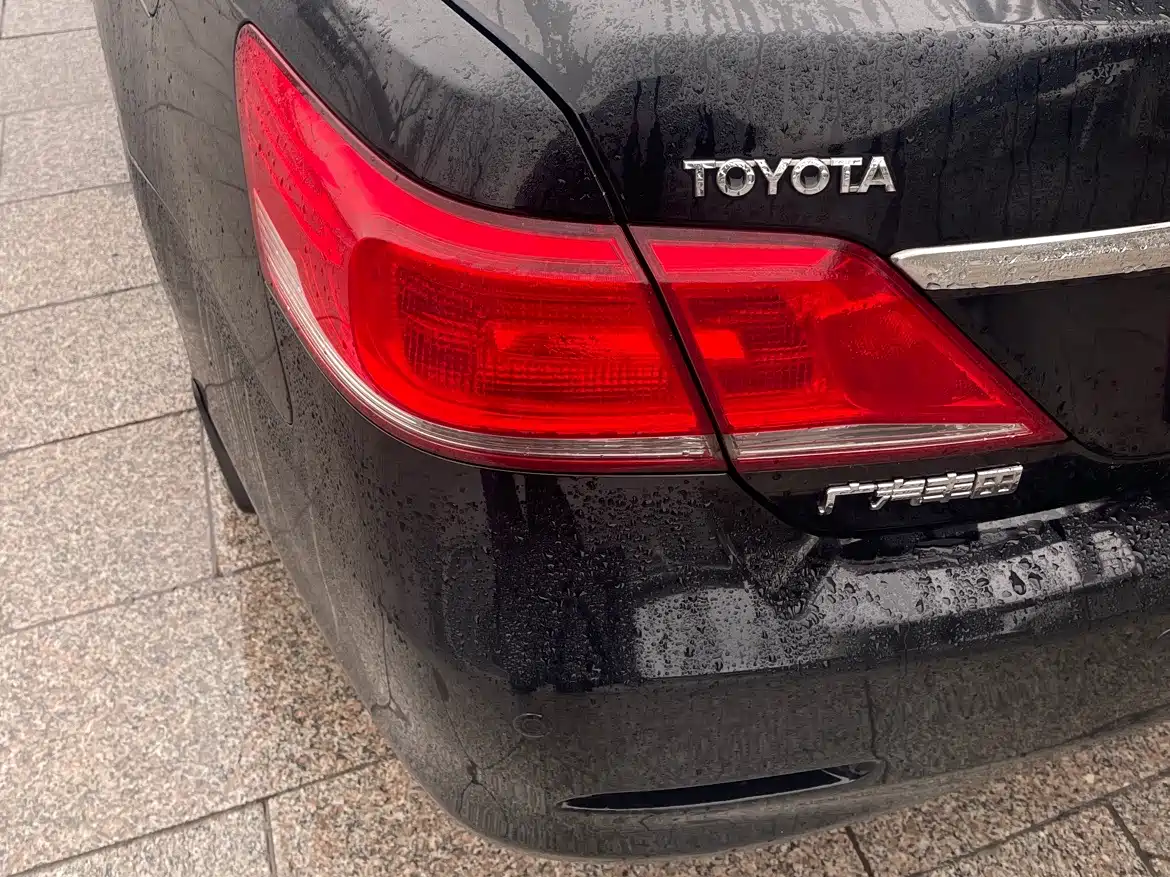 Toyota Camry 2011 240G Classic Anniversary Edition фото 8