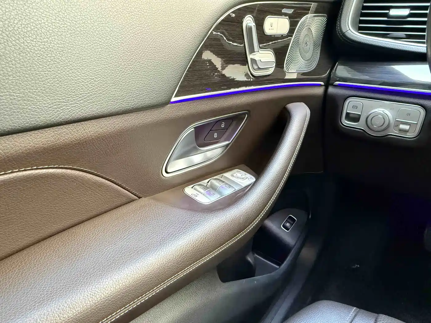 Mercedes-Benz GLE 2023 GLE 350 4MATIC Fashion фото 9