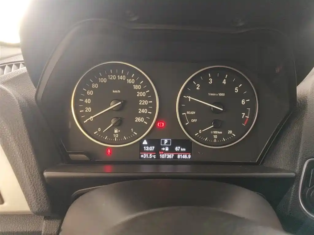 BMW 1 Series (Import) 2016 118i Leading фото 12