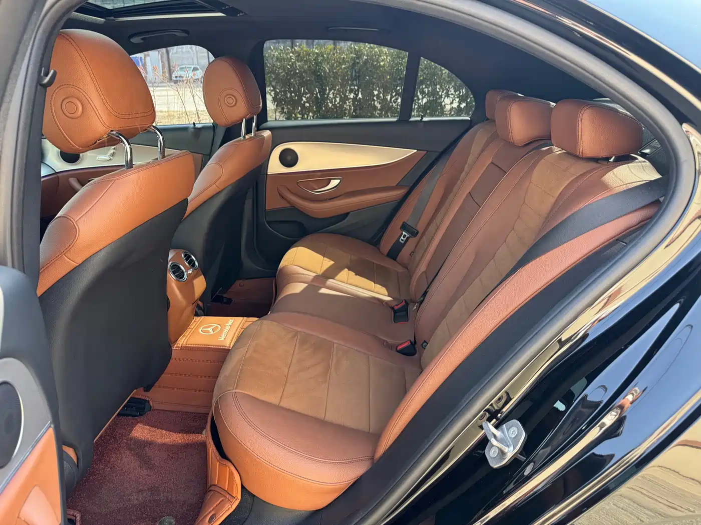 Mercedes-Benz E-Class 2017 E 200 Sport фото 8