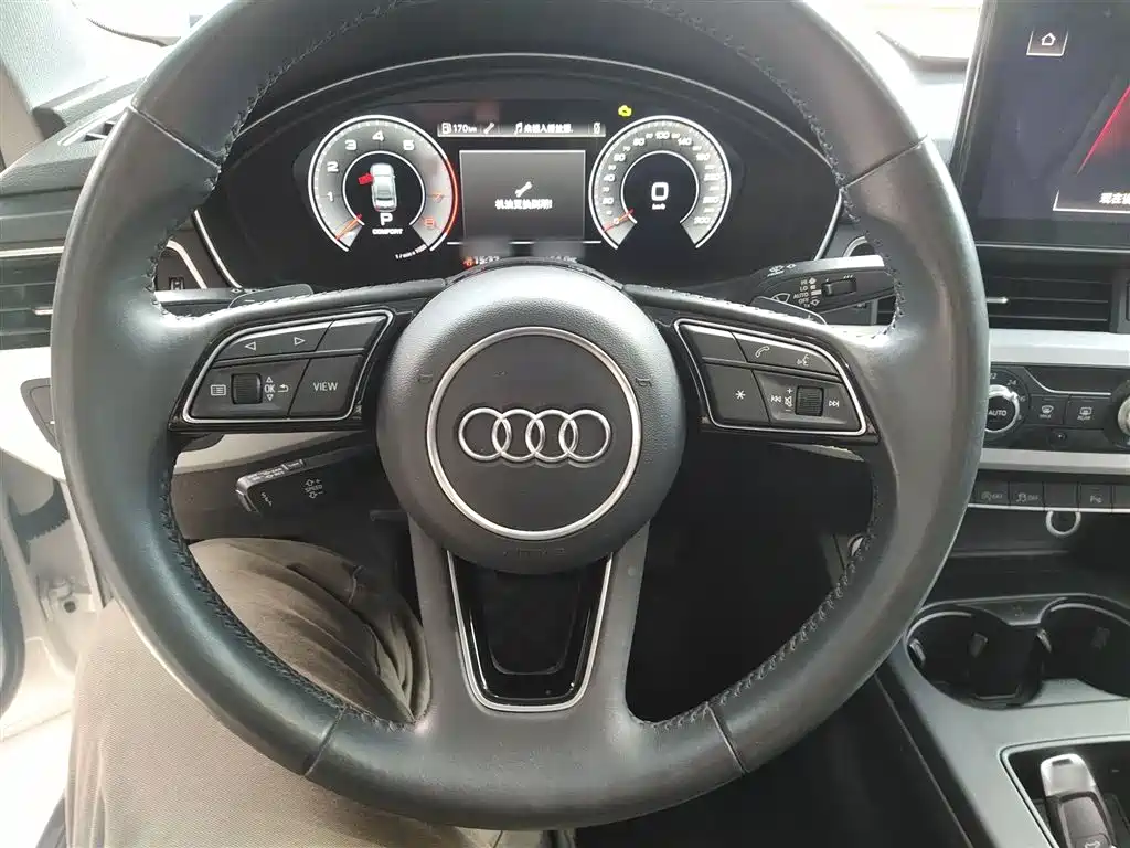 Audi A4L 2020 40 TFSI Fashion Dynamic Edition фото 11