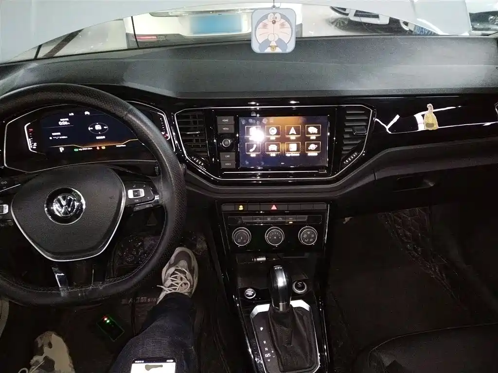 Volkswagen T-ROC 2020 280TSI DSG 2WD Comfort фото 6