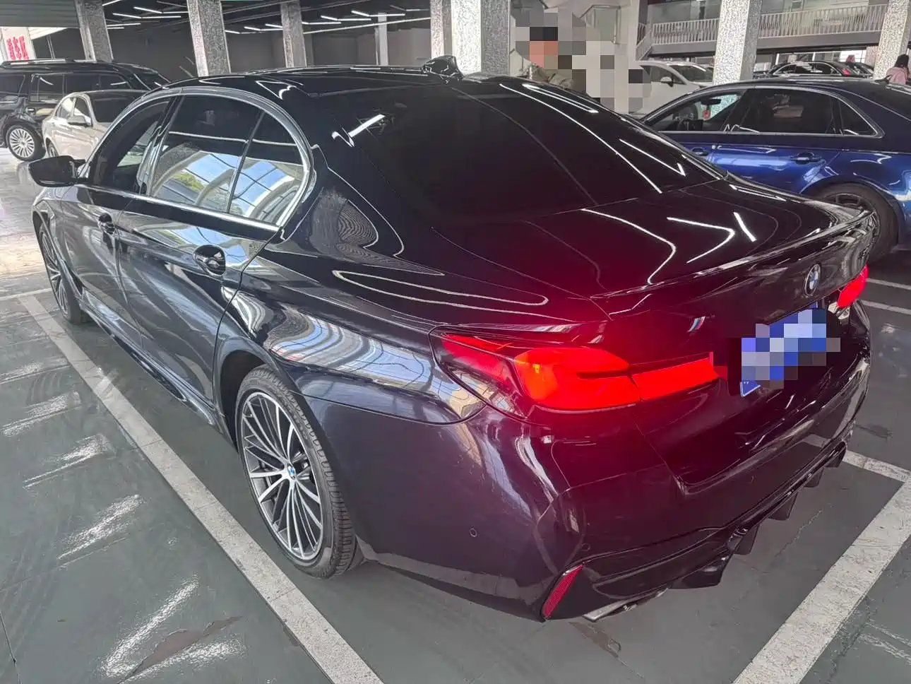 BMW 5 Series 2022 530Li Leading M Sport Package фото 19