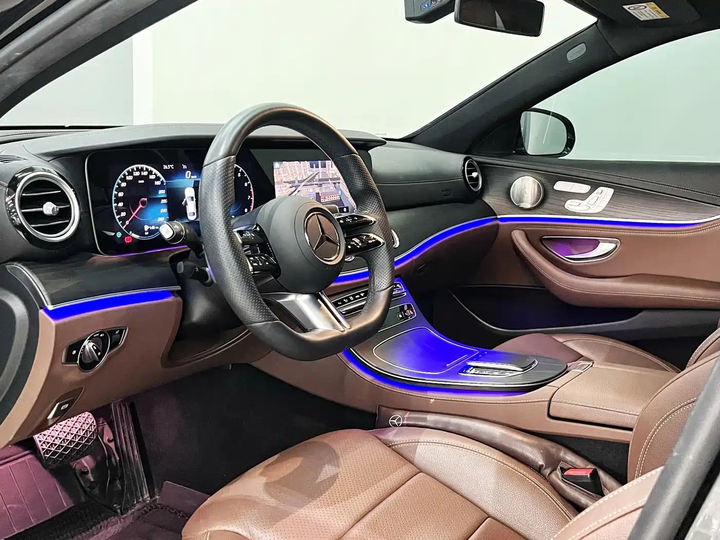 Mercedes-Benz E-Class 2021 E 300 L Sport Luxury Edition фото 3