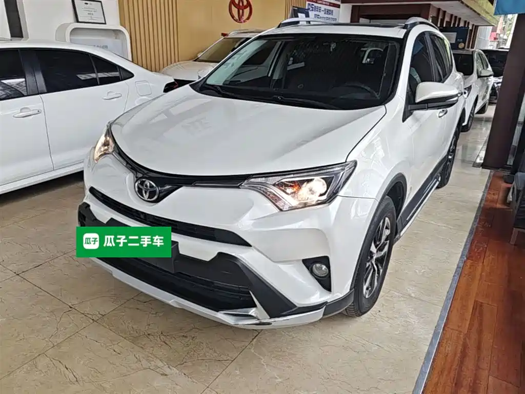 Toyota RAV4 Rongfang 2016 2.0L CVT 2WD Trend (China V)