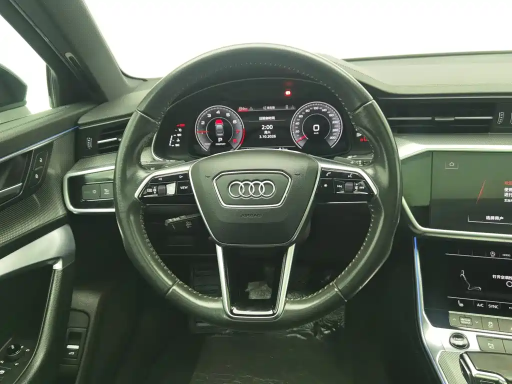 Фото 11 - Audi A6L