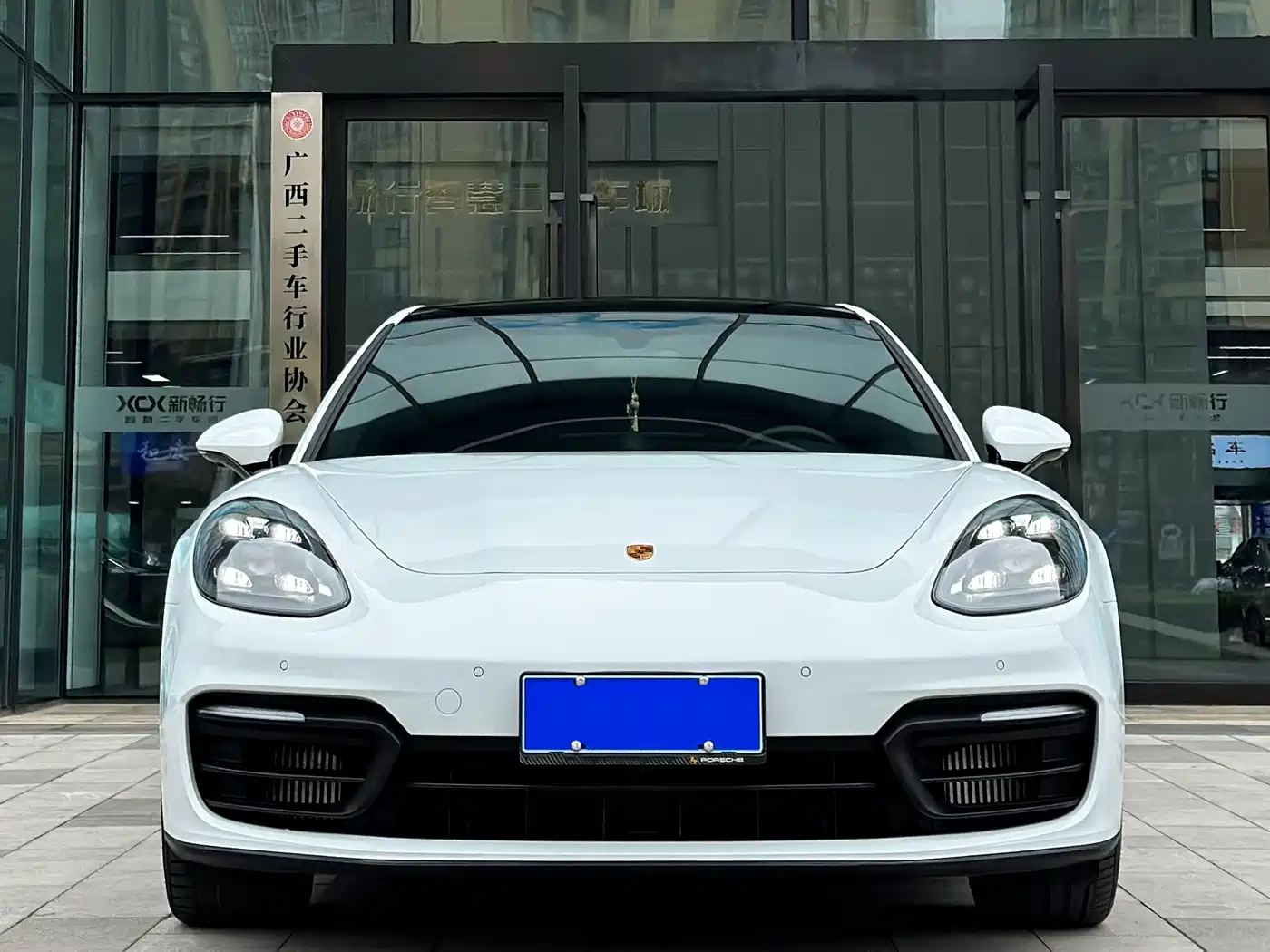 Porsche Panamera 2022 Panamera 2.9T Platinum Edition фото 2