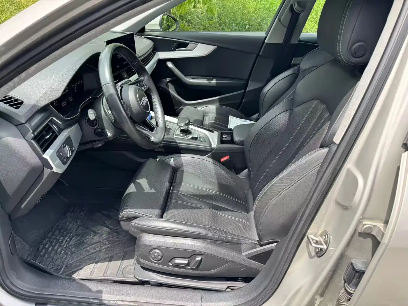 Audi A4L 2020 40 TFSI Fashion Dynamic Edition фото 6