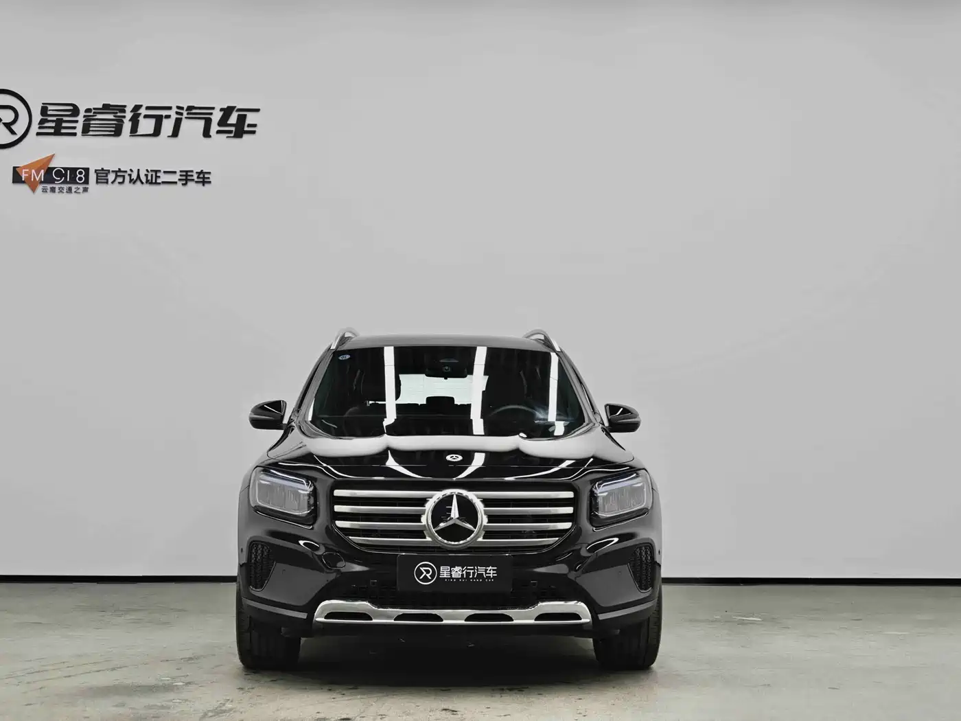MERCEDES-BENZ GLB