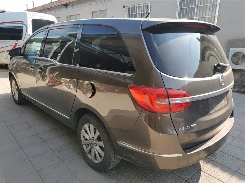 Buick GL8 2017 25S Luxury China V фото 5