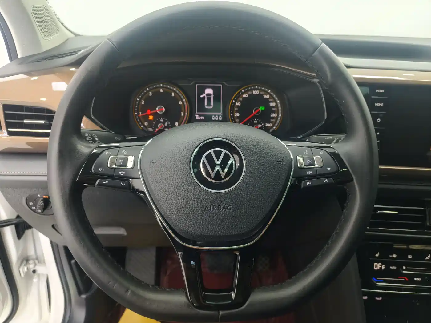 Volkswagen Tharu 2021 330TSI 4WD Luxury Plus фото 12