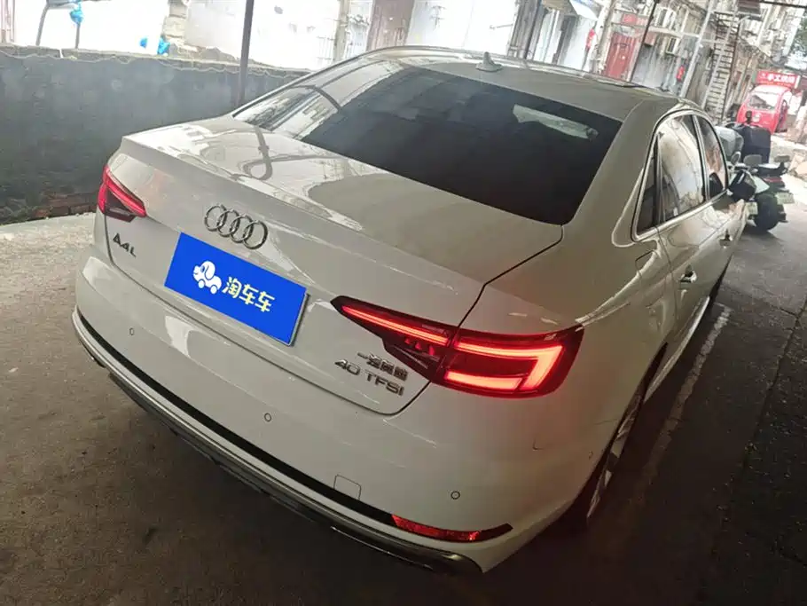 Audi A4L 2019 40 TFSI Fashion (China V) фото 3