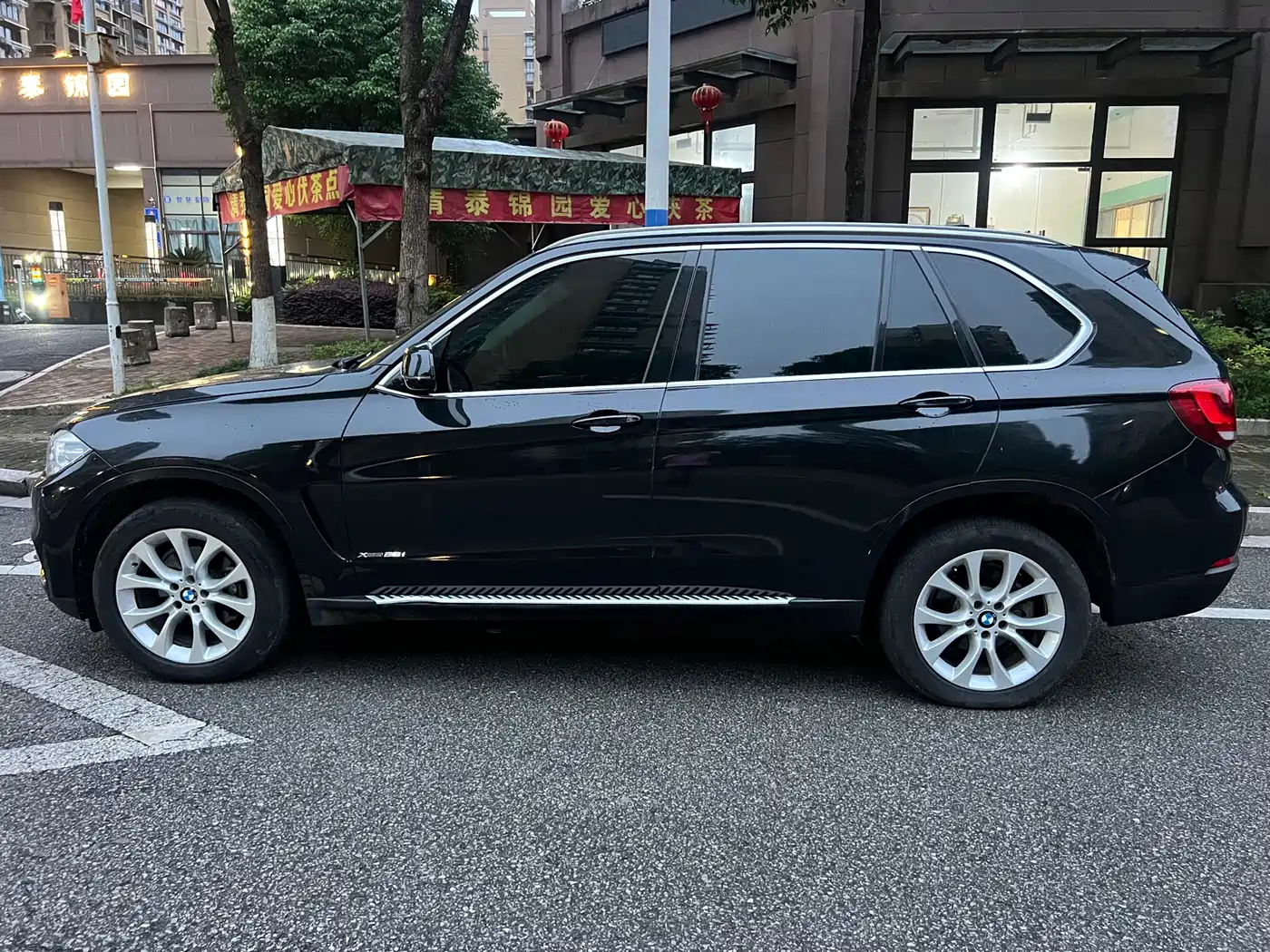 BMW X5 (Import) 2017 xDrive28i фото 6