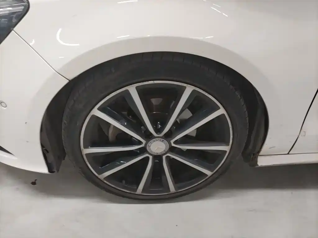 Mercedes-Benz CLA (Import) 2016 CLA 200 Fashion фото 23