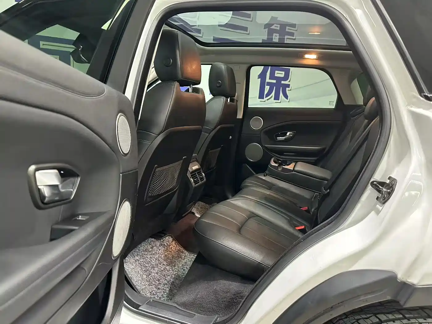 Land Rover Range Rover Evoque 2018 240PS PURE Trend фото 7