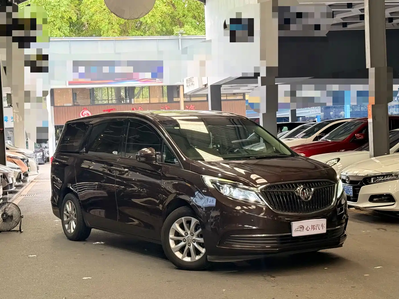 Buick GL8 2017 ES 28T Comfort Type China V фото 3