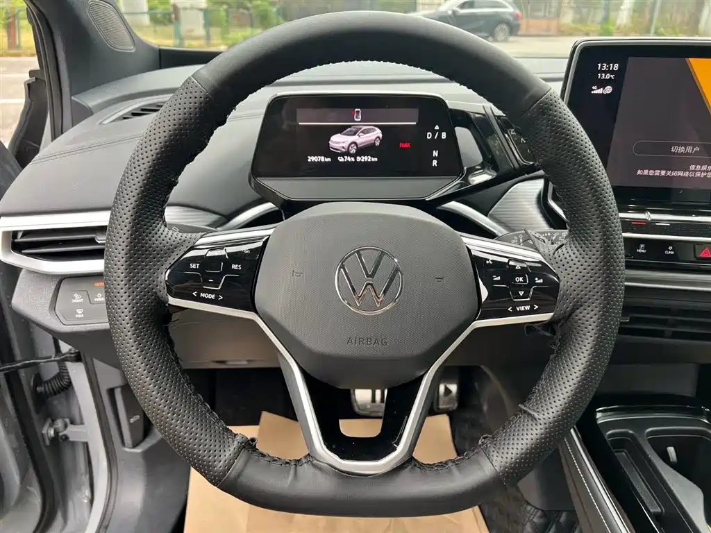Volkswagen ID.4 CROZZ 2021 Standard Range PURE 2WD фото 14