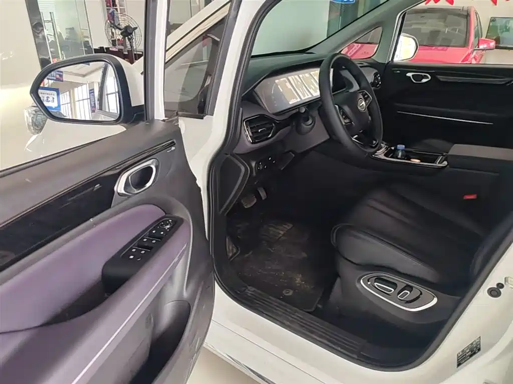 GAC Trumpchi Trumpchi M6 2025 Basic Model фото 16