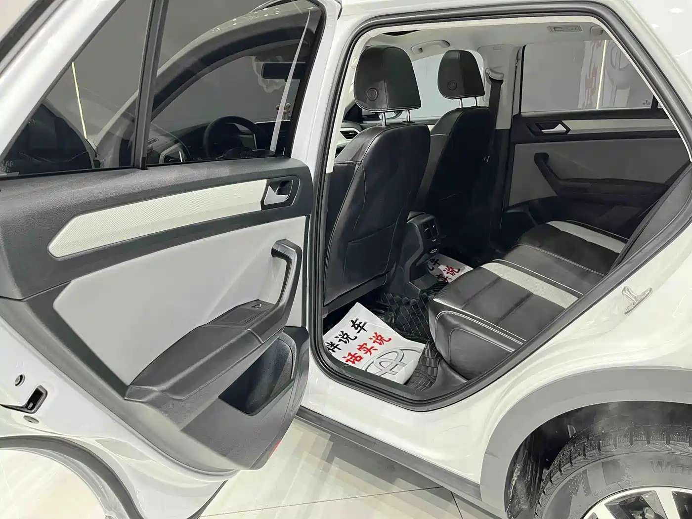 Volkswagen T-ROC 2023 280TSI DSG 2WD Time Edition фото 20