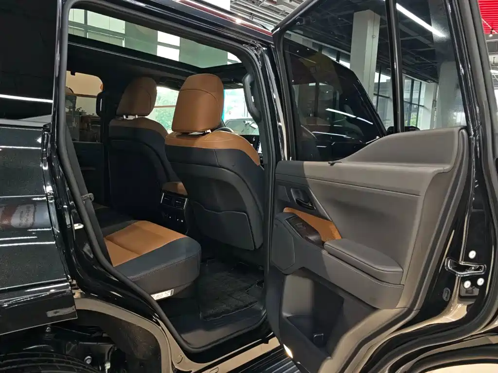 Lexus GX 2025 2024 Summit Edition