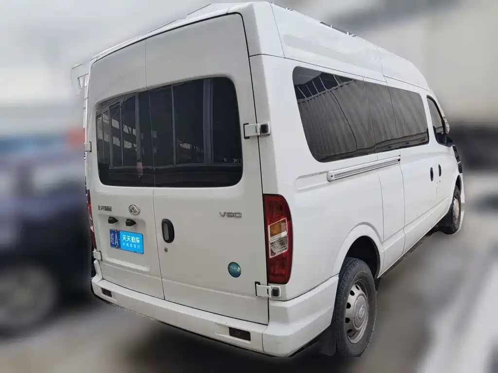 Photo 2 - SAIC Maxus Xintu V80