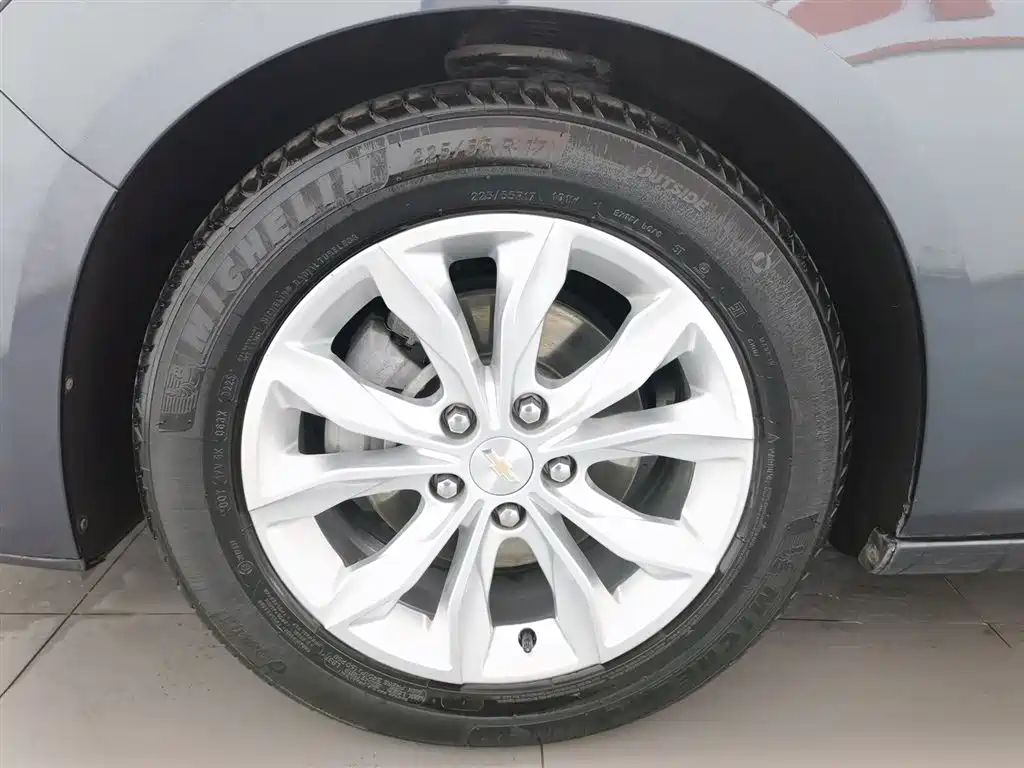 CHEVROLET MAI RUIBAO XL