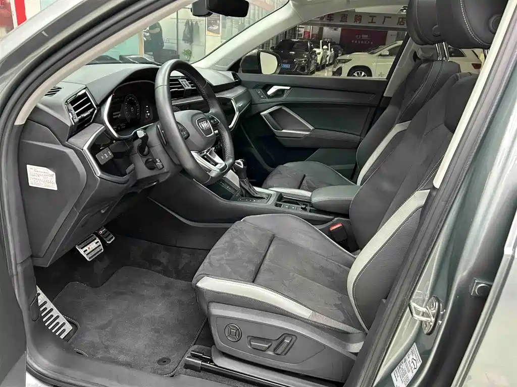 Audi Q3 2022 35 TFSI Fashion Dynamic фото 11