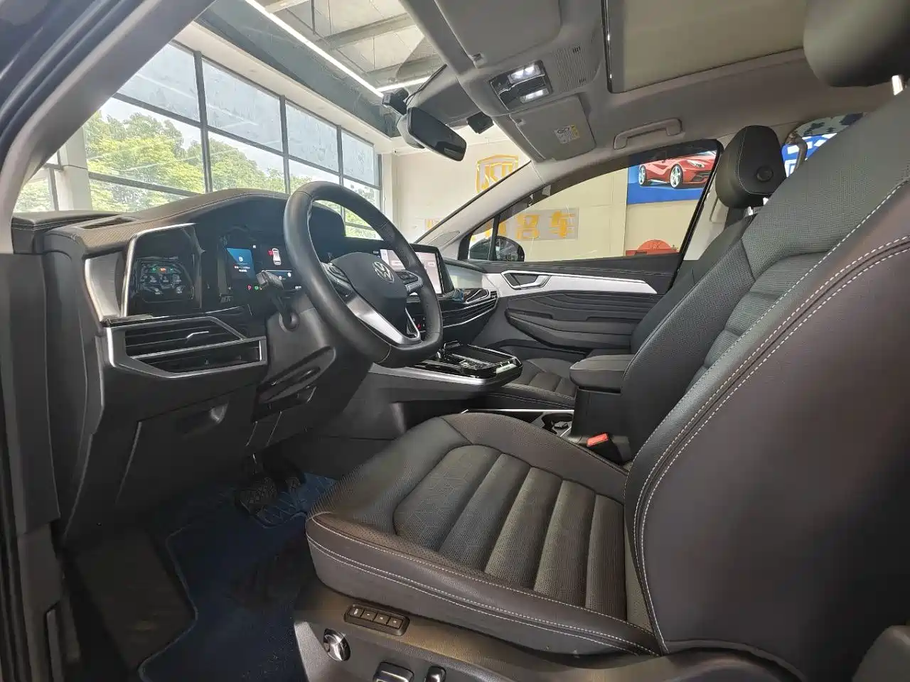 Volkswagen Talagon 2023 380TSI 4WD Luxury Pro Edition фото 6