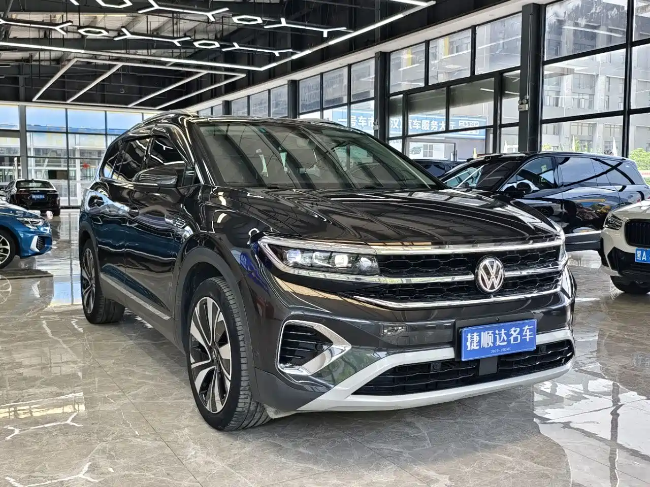 Volkswagen Talagon 2023 380TSI 4WD Luxury Pro Edition фото 15