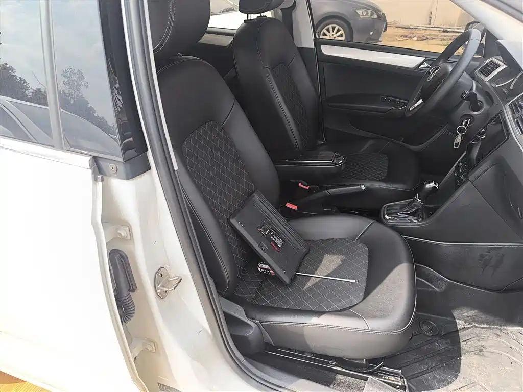 Škoda Rapid 2019 1.5L Automatic Comfort China V фото 25
