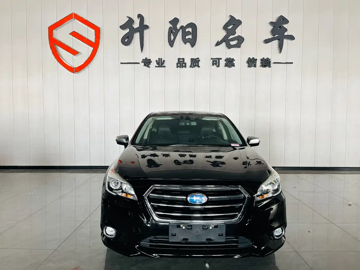 Subaru Legacy 2016 2.5i AWD Glory Edition фото 2