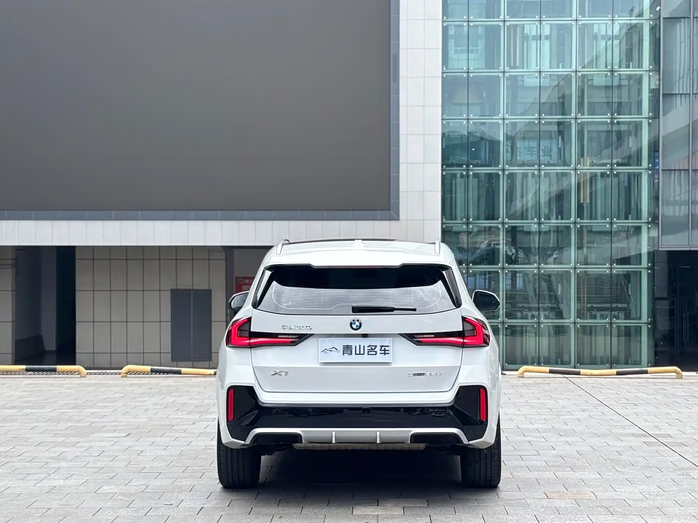 BMW X1 2023 sDrive25Li M Sport Package фото 15
