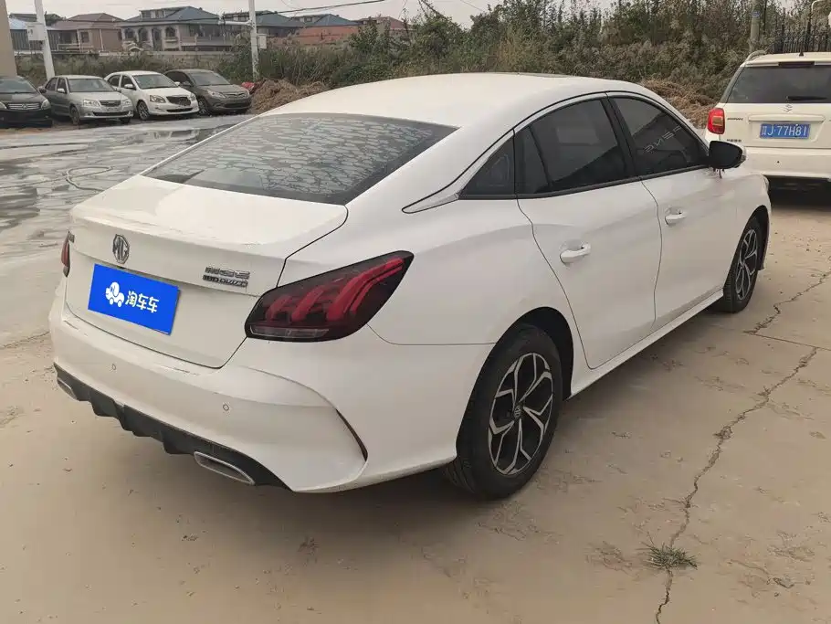 MG MG5 2021 2021 Model 180DVVT CVT Youth Luxury Edition