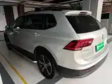 صورة 5 - Volkswagen Tiguan L
