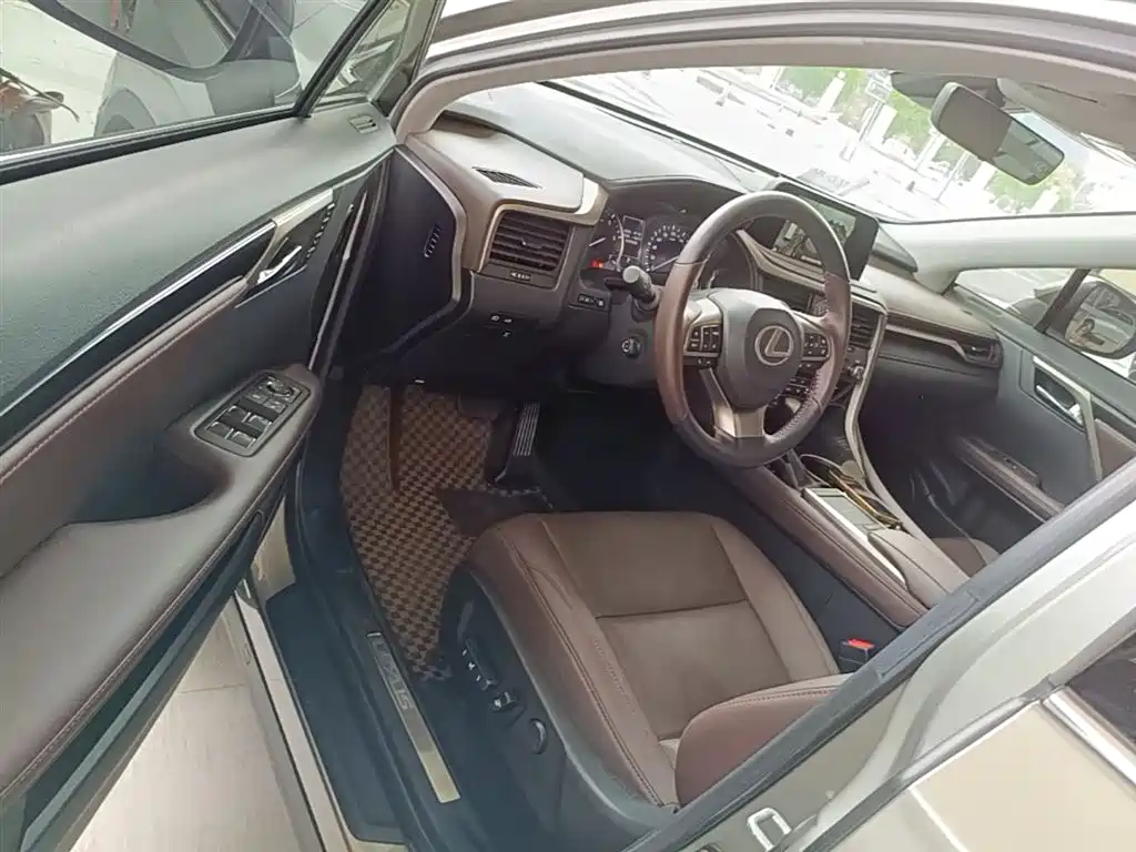 Lexus RX 2020 300 4WD Elegance Edition China VI фото 16