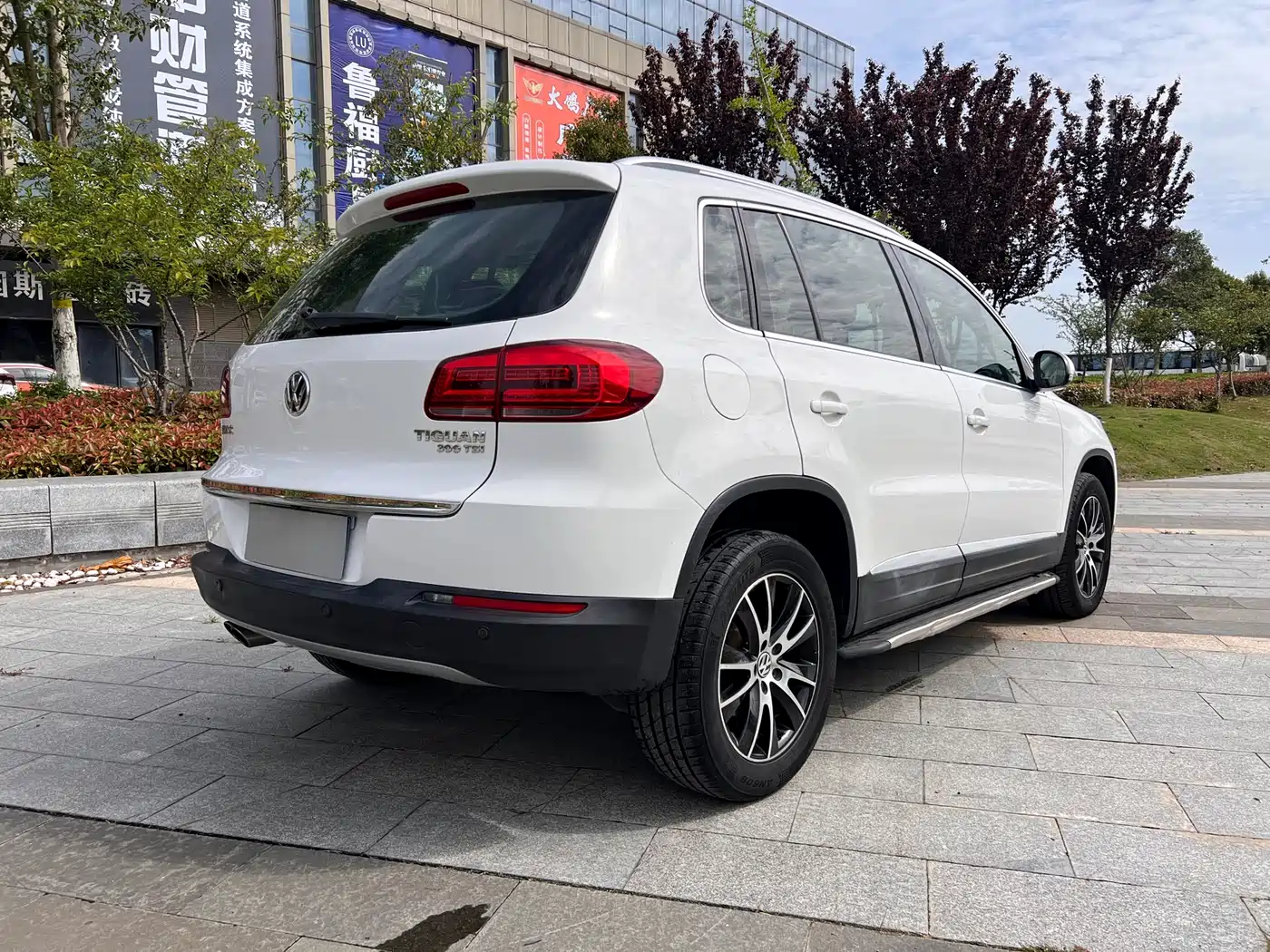 Volkswagen Tiguan 2016 Model 300TSI Automatic 2WD Luxury Edition фото 8