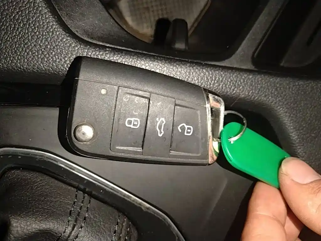 Volkswagen Tiguan L 2023 330TSI Auto 2WD Smart Edition фото 9