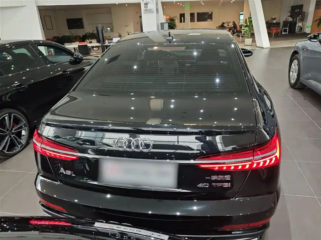 Audi A6L 2022 40 TFSI Luxury Dynamic фото 4