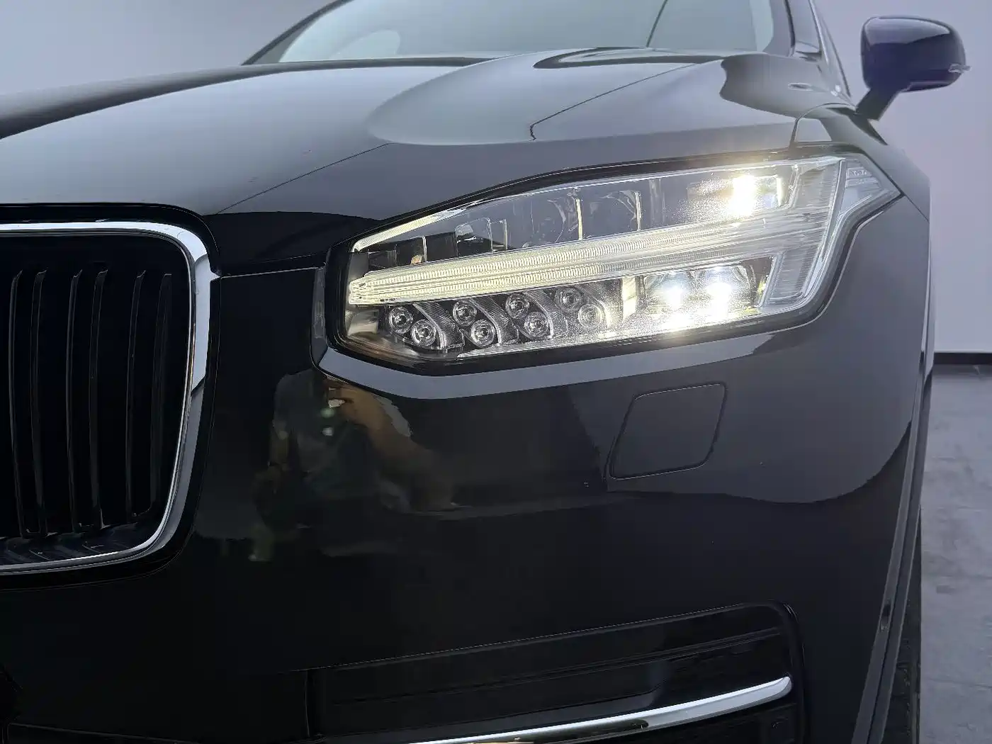 Фото 19 - Volvo XC90