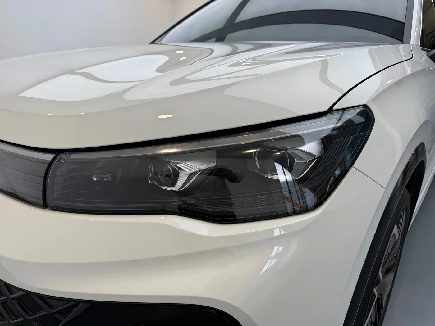 Volkswagen Tiguan L 2024 PRO 330TSI FWD R-Line Intelligent Premium Edition фото 11
