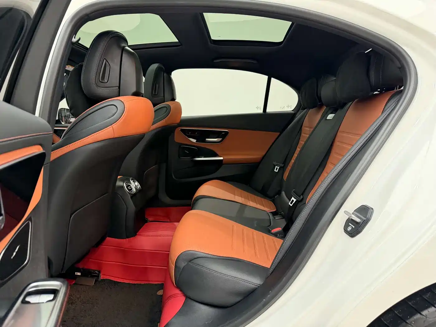 Mercedes-Benz C-Class 2024 Second Facelift C 260 L Sport фото 14