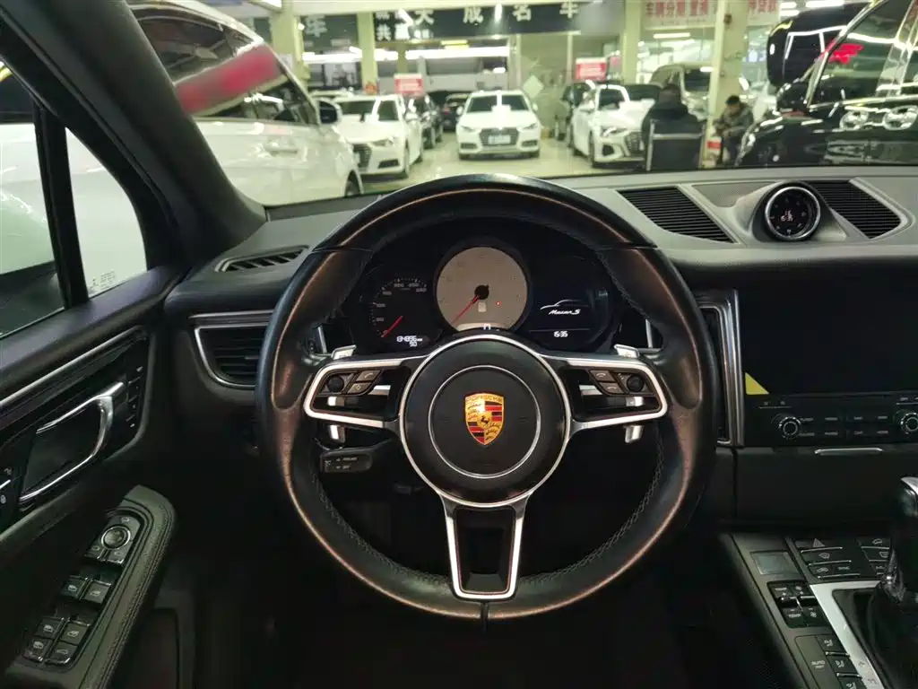 Porsche Macan 2017 Macan S 3.0T фото 11