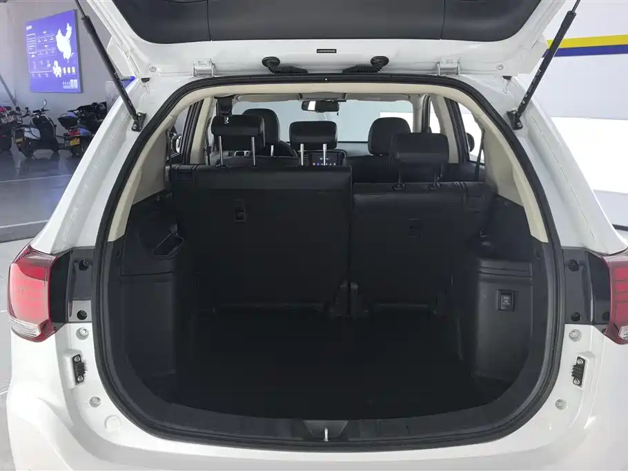 Mitsubishi Outlander 2019 2.0L 2WD Enjoy Edition 5-seater China V фото 4